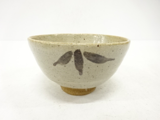 JAPANESE TEA CEREMONY / KARATSU WARE TEA CHAWAN / ARTISAN WORK